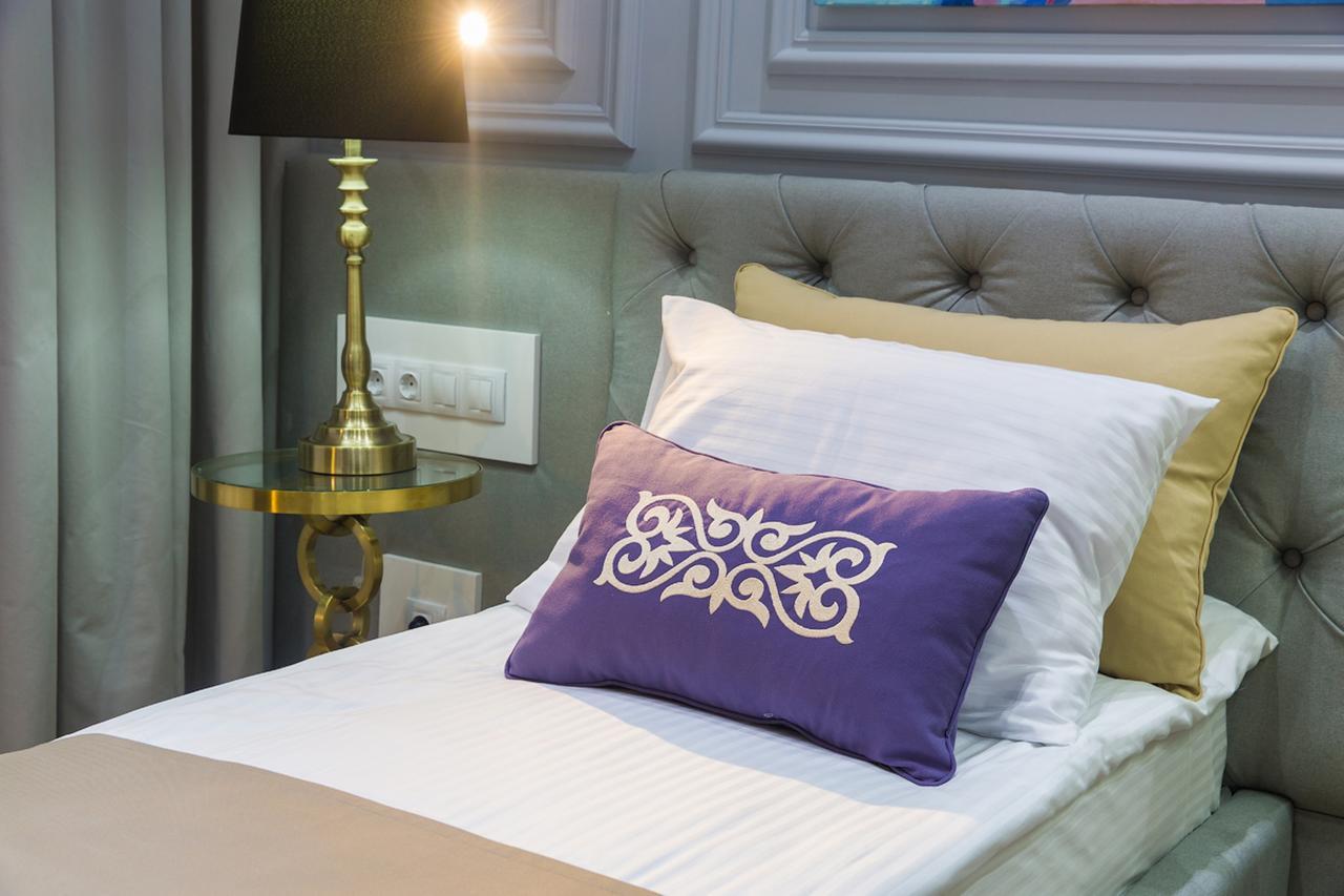 Qonaq Hotel Asztana Kültér fotó