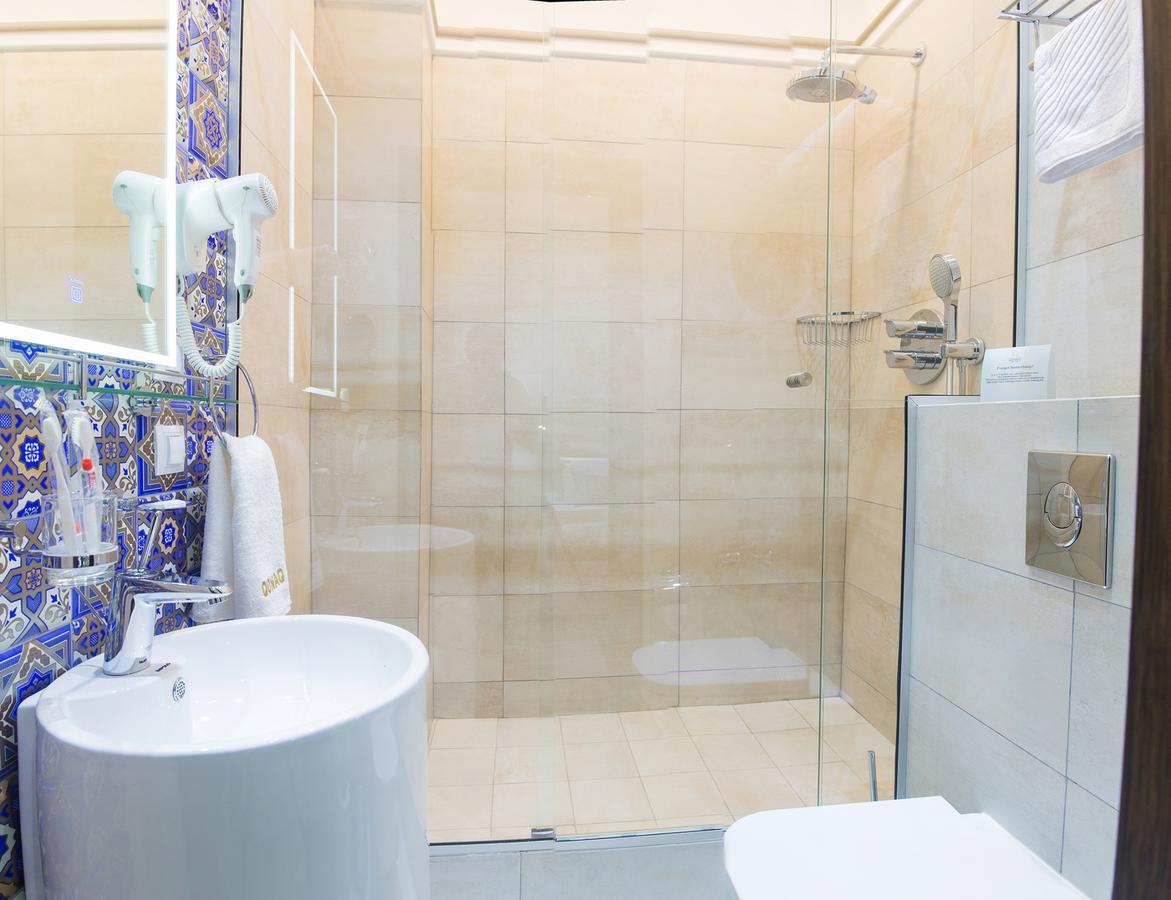 Qonaq Hotel Asztana Kültér fotó